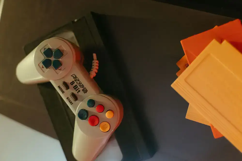 16-bit console controllers and cartridges
